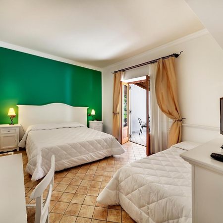 Hotel Villa Enrica - Aeolian Charme Ліпарі Екстер'єр фото